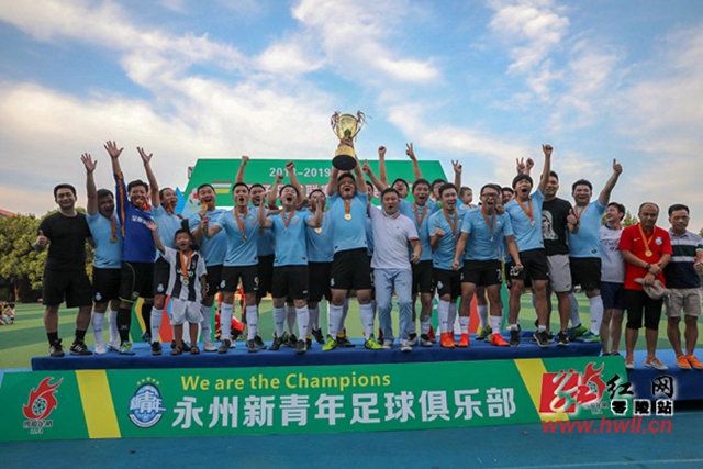 单场8次失误！亚当斯：我要做好反思 控制失误