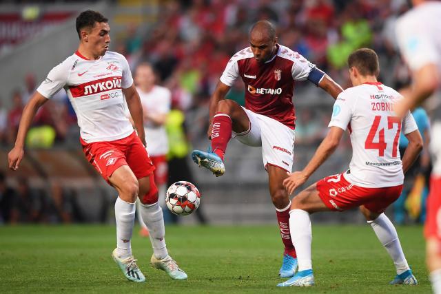 浓眉33+11詹姆斯27+14 湖人险胜爵士回西部第5